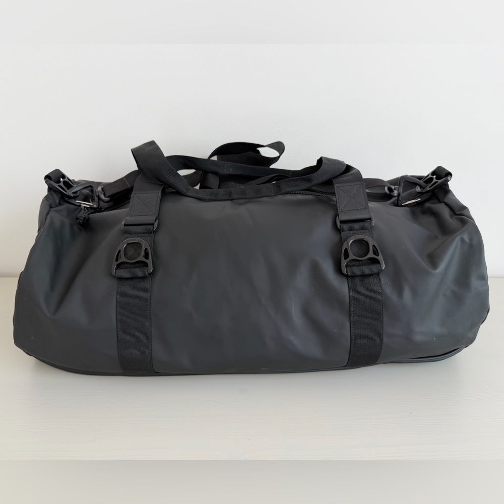 Jones Explorer Duffel Bag - Picture 2 of 2